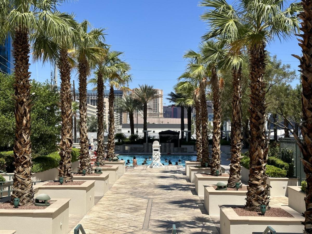Mgm Signature Deluxe Balcony Strip View Suite 라스베이거스 외부 사진