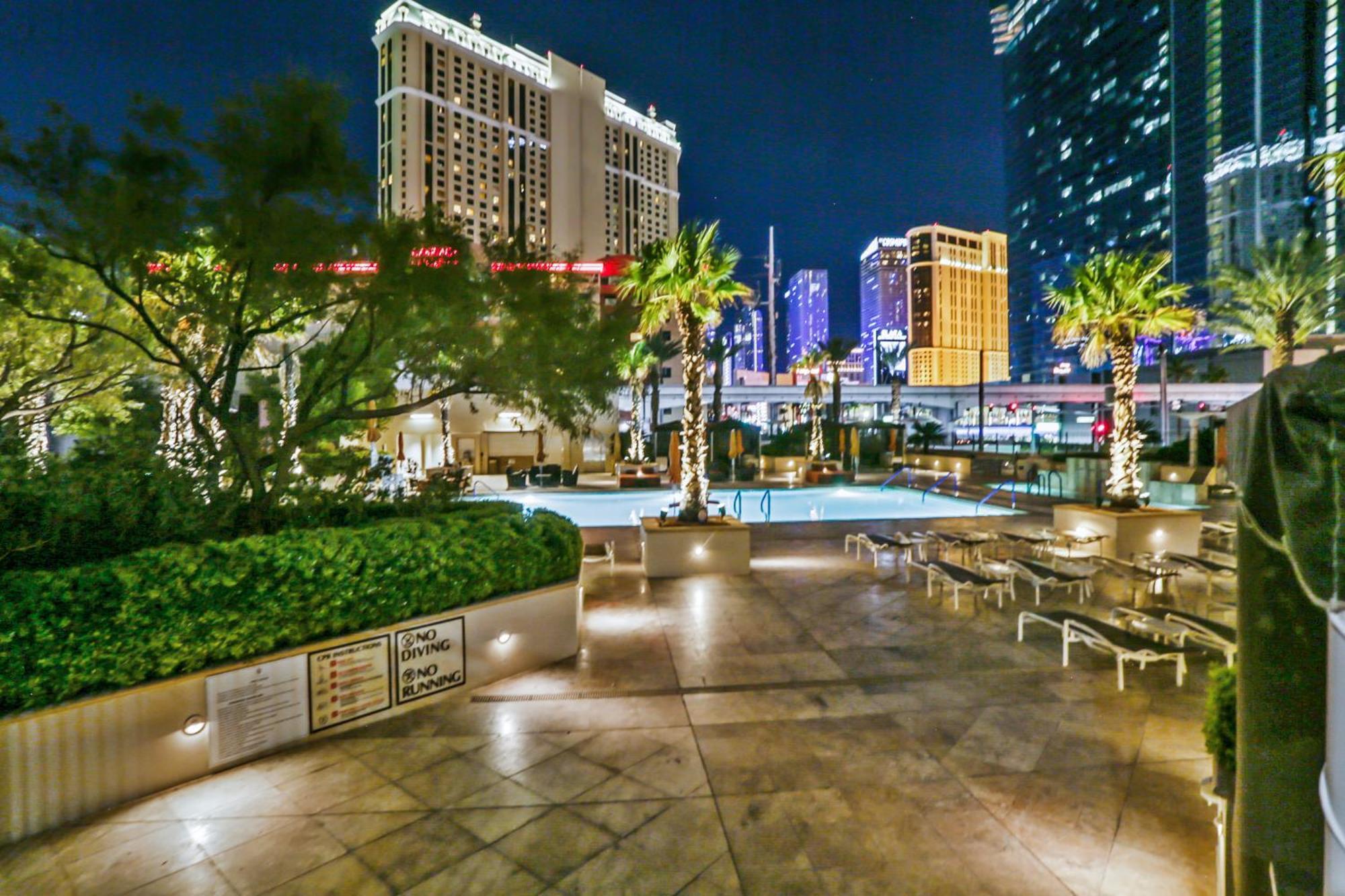 Mgm Signature Deluxe Balcony Strip View Suite 라스베이거스 외부 사진